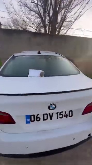 Batman&rsquo;da otomobil ihata duvarına &ccedil;arptı: 1 yaralı
