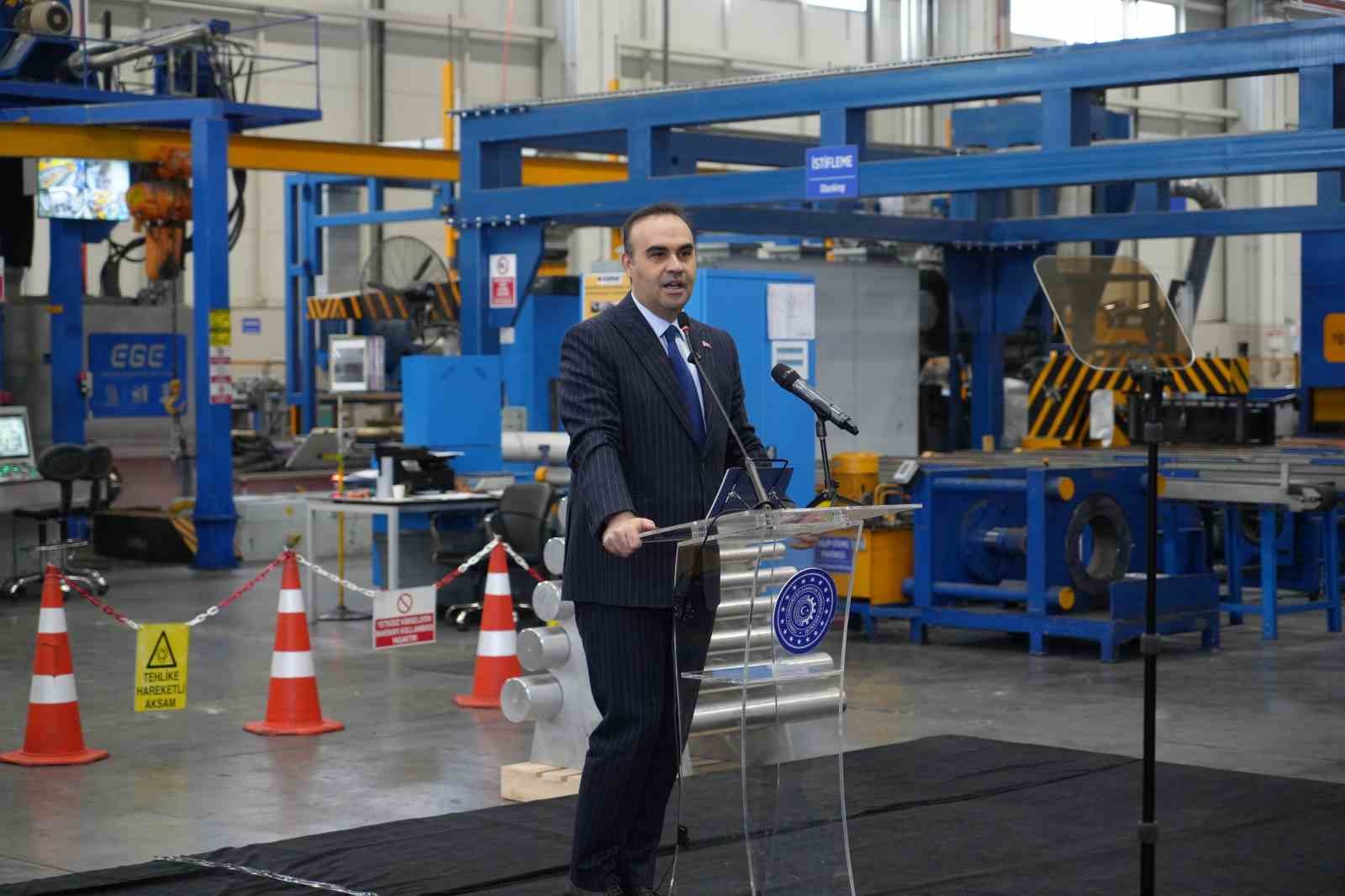 Bakan Kacır: "1 milyar doların üzerinde finansmanı ülkemize kazandırdık"