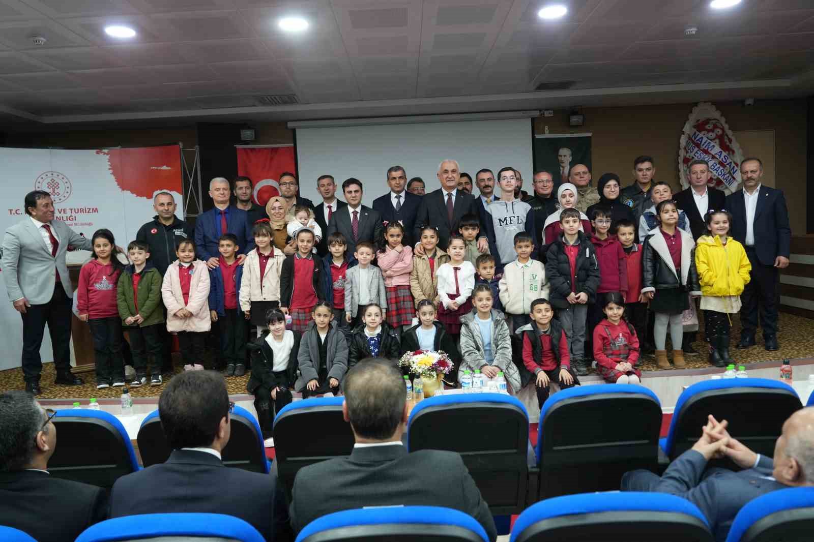 Muş’ta 62. Kütüphane Haftası etkinlikleri törenle başladı