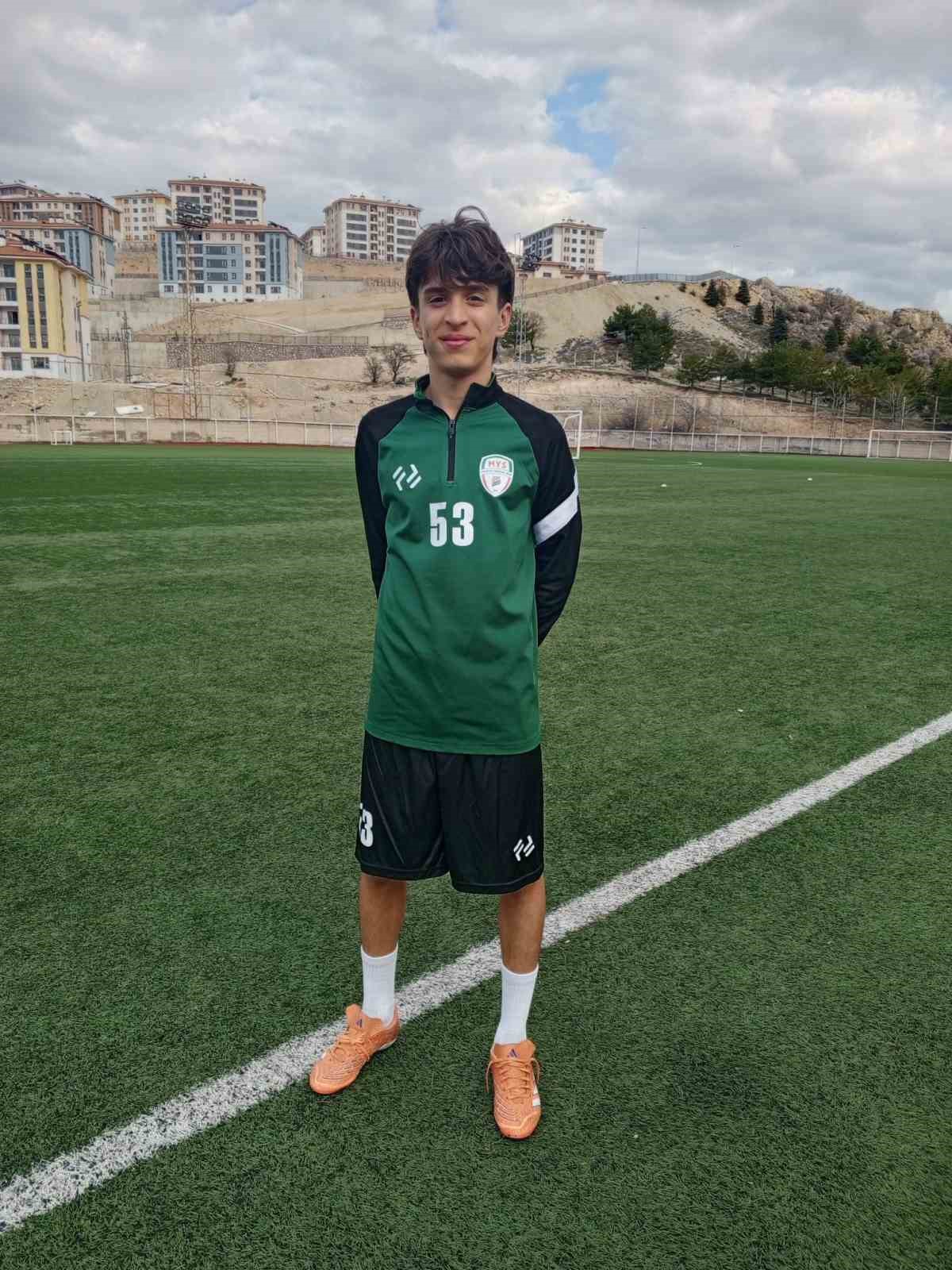 Malatyalı oyuncu Yiğit Kaan G&uuml;ler&rsquo;e mill&icirc; davet
