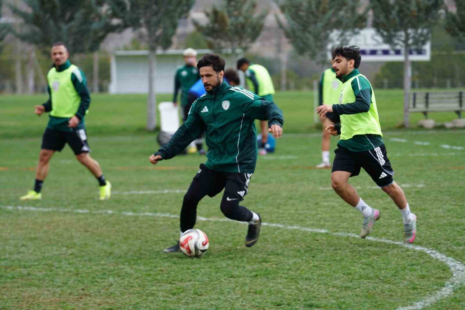 Yeşilyurtspor-Karak&ouml;pr&uuml; Belediye Spor ma&ccedil;ının hakemi belli oldu
