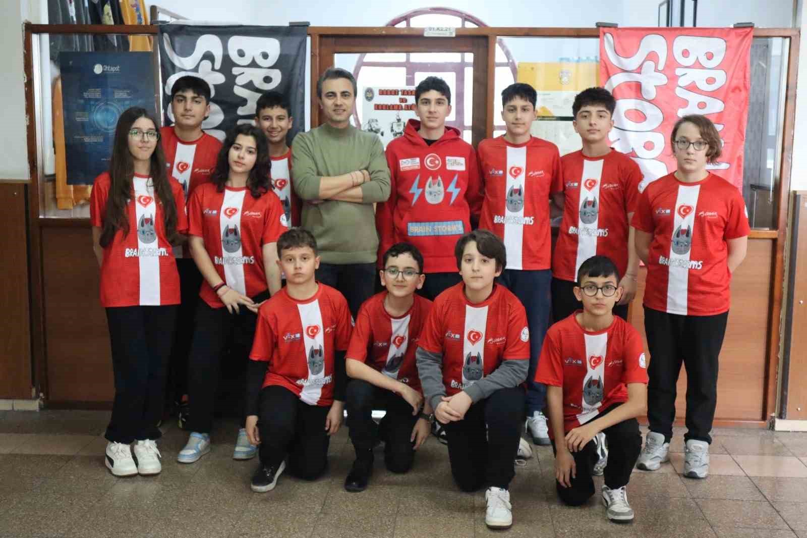 Yalovalı &ouml;ğrenciler kısıtlı imkanlarla d&uuml;nya devlerine meydan okuyor
