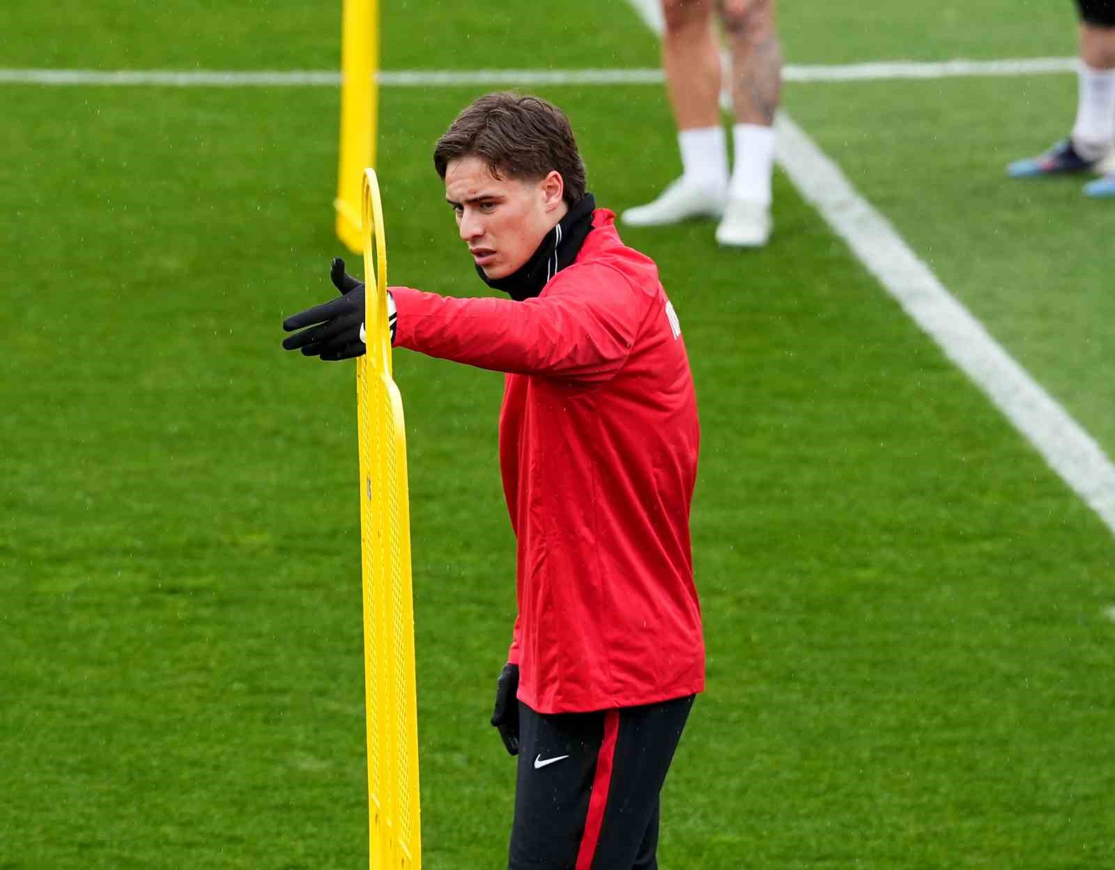 Trendyol S&uuml;per Lig: Kasımpaşa: 1 - Kayserispor: 0 (Ma&ccedil; devam ediyor)
