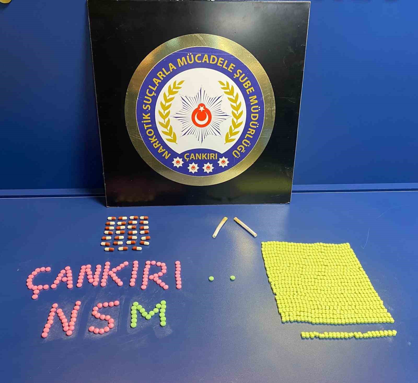 Kurye kılığında uyuşturucu taşıyan şahıs yakalandı