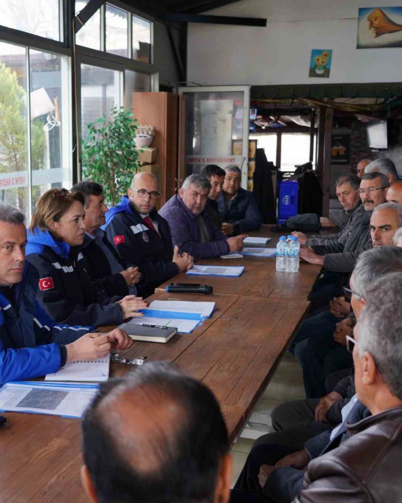 MUSKİ, Seydikemer&rsquo;de muhtarlarla bir araya geldi
