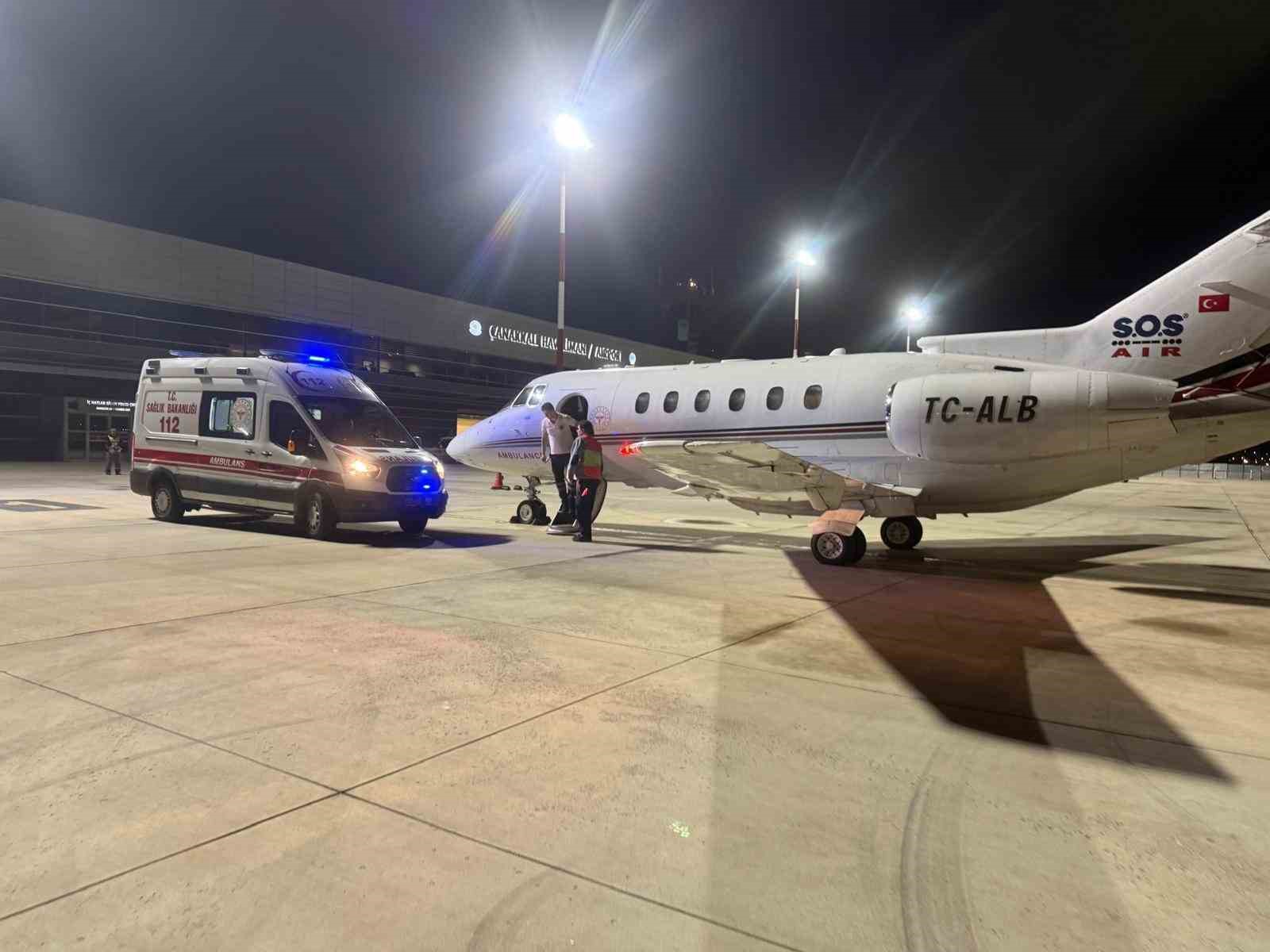 &Ccedil;anakkale&rsquo;de 54 g&uuml;nl&uuml;k bebek u&ccedil;ak ambulansla Ankara&rsquo;ya sevk edildi
