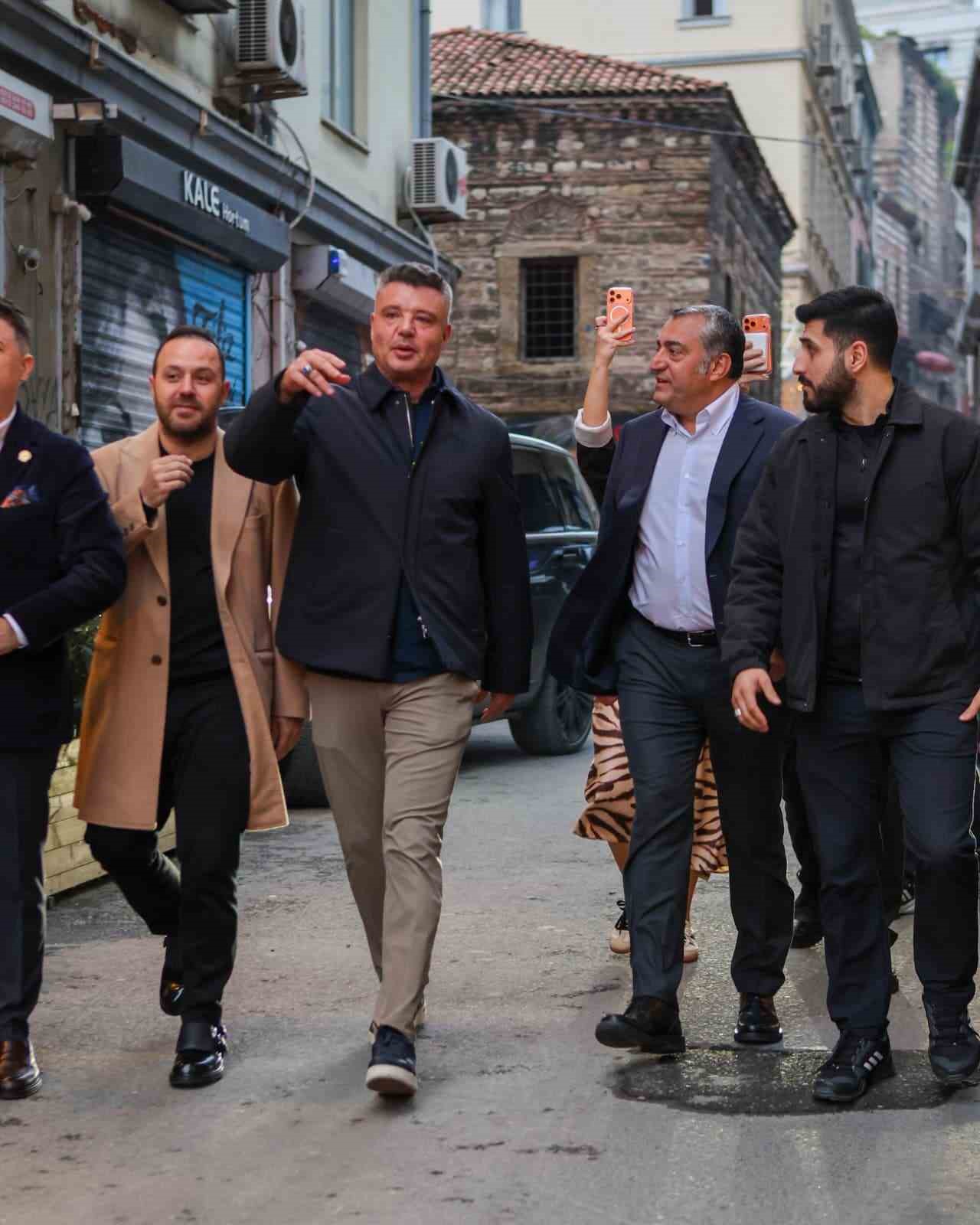 Beyoğlu Fenerbah&ccedil;eliler Derneği şampiyonları ağırladı
