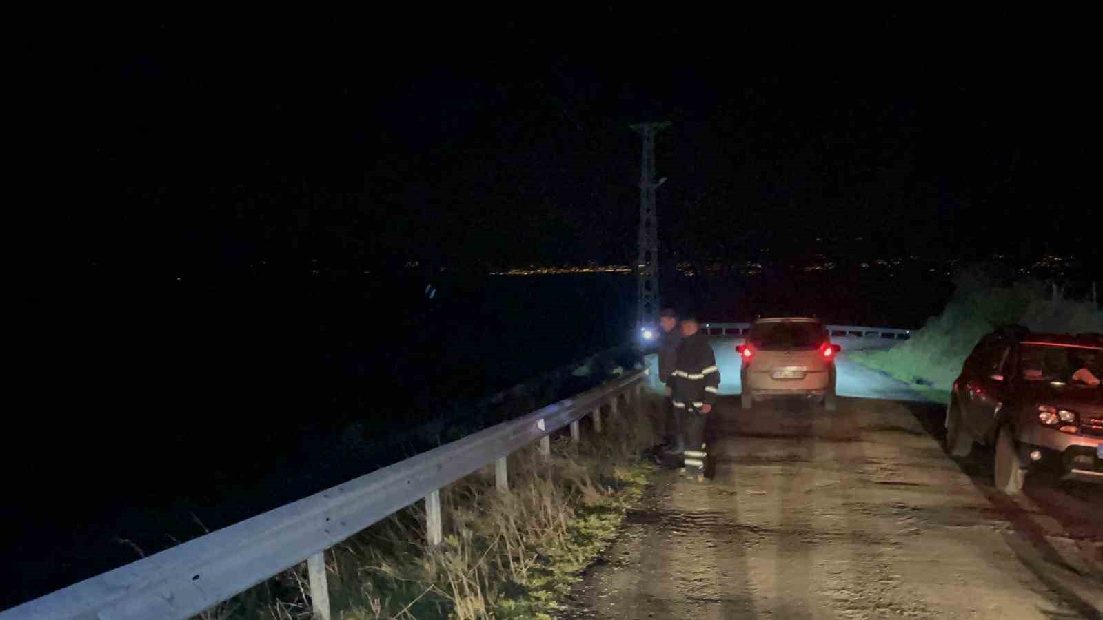 Sinop&rsquo;ta yangın paniği: Yangını fırtına s&ouml;nd&uuml;rd&uuml;
