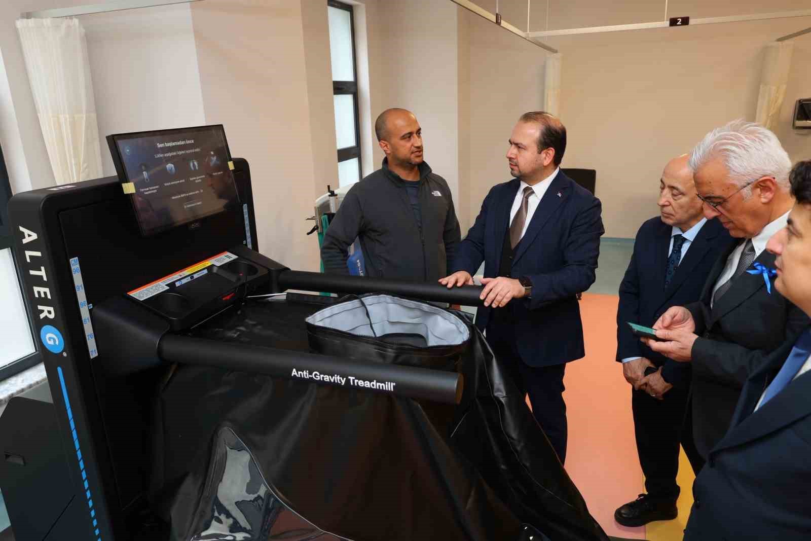 Aydın Şehir Hastanesi&rsquo;nde fizik tedavi &uuml;nitesine yakın inceleme
