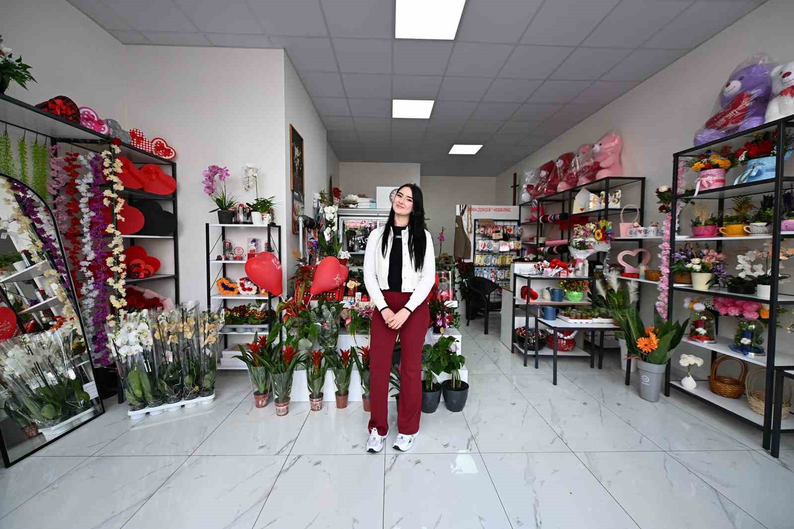 MERCEK kurslarıyla hayaller ger&ccedil;eğe d&ouml;n&uuml;ş&uuml;yor
