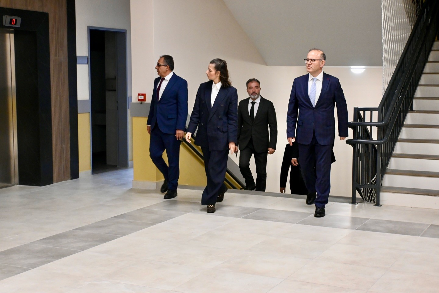 Hayırsever katkısıyla yapılan okulda son durum değerlendirildi
