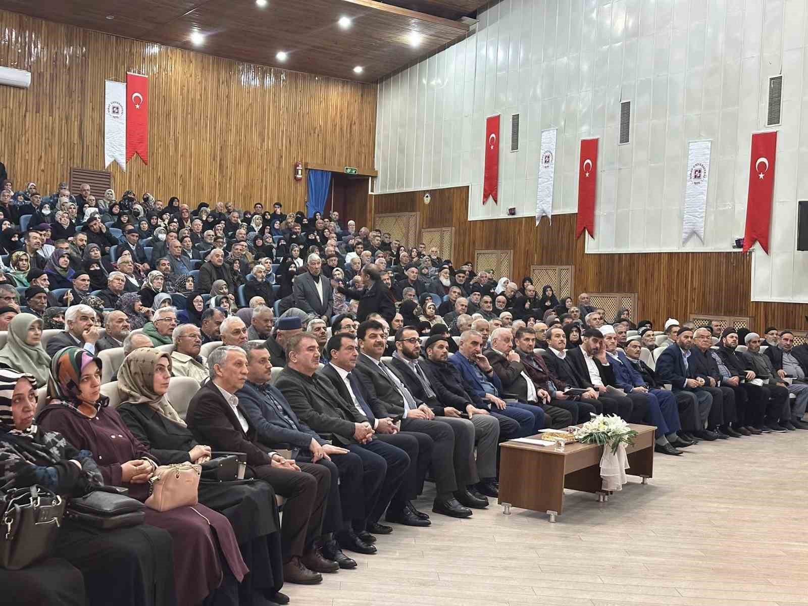 Elazığ’da hacı adaylarına eğitim