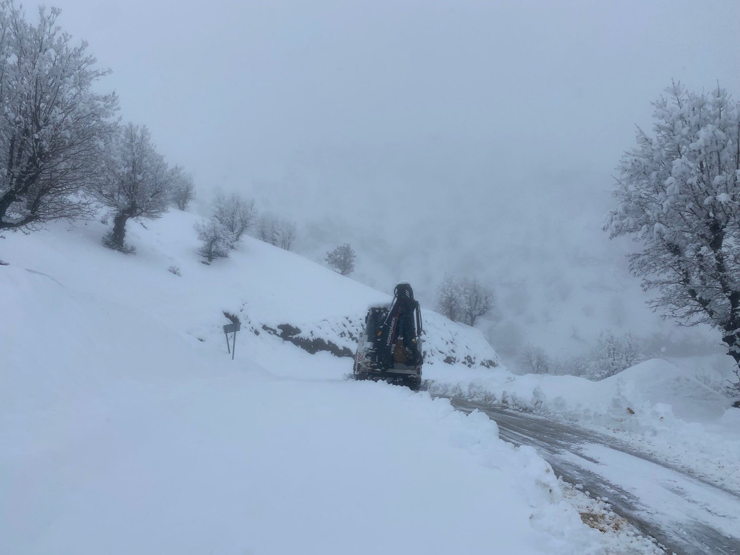 Batman’da kapalı olan ilçeler arası yol ulaşıma açıldı
