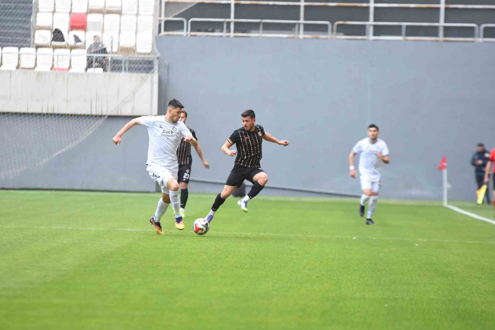 TFF 3. Lig: Altay: 1 - İzmir Çoruhlu FK: 1