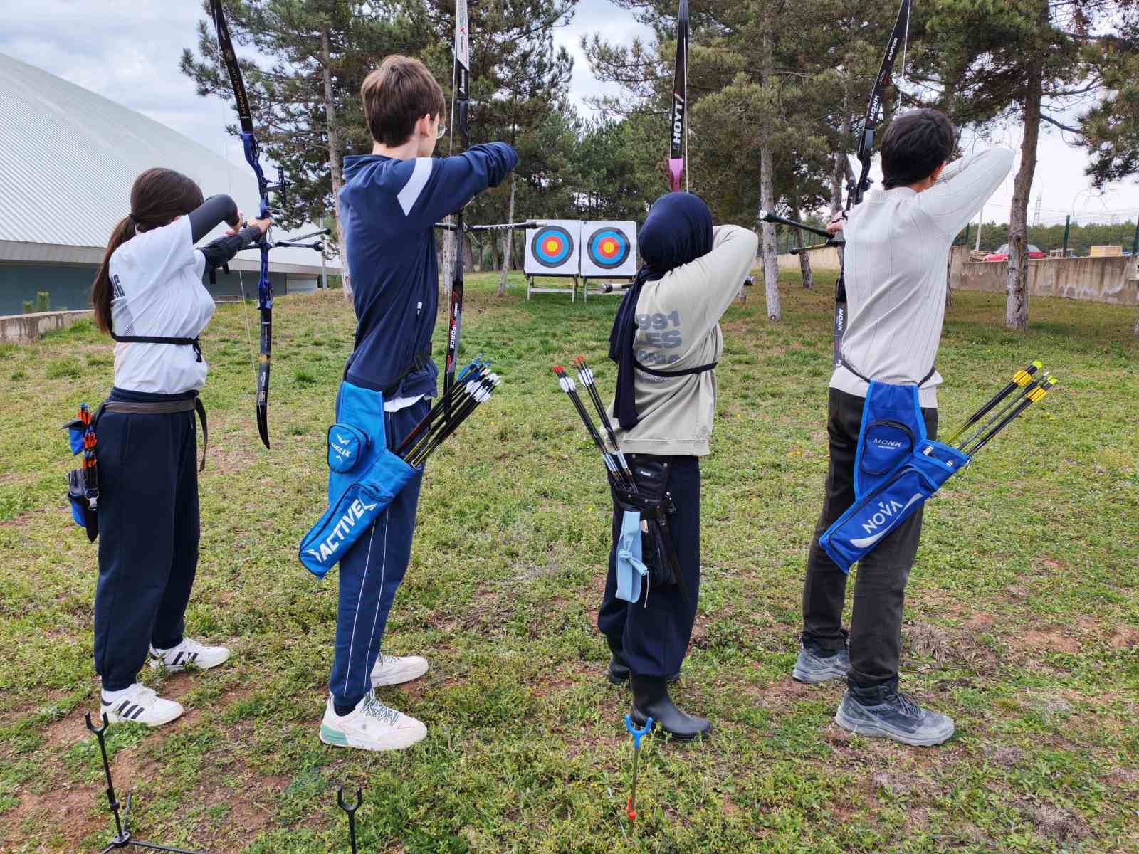 Bilecik’te okçuluk antrenmanları devam ediyor