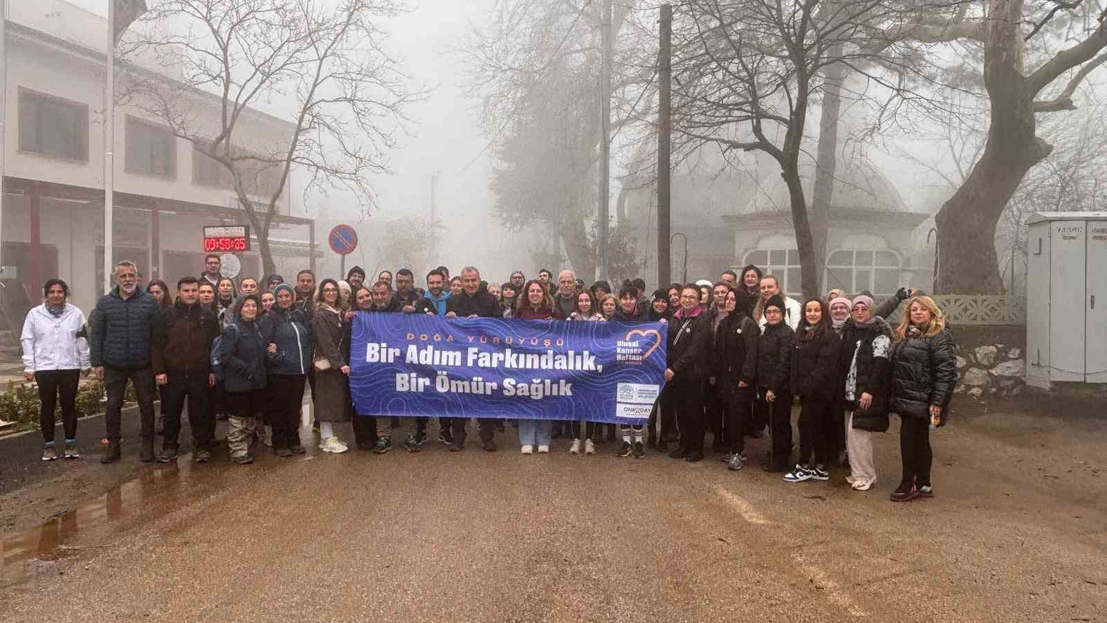 Nilüfer Belediyesi’nden kansere karşı farkındalık yürüyüşü