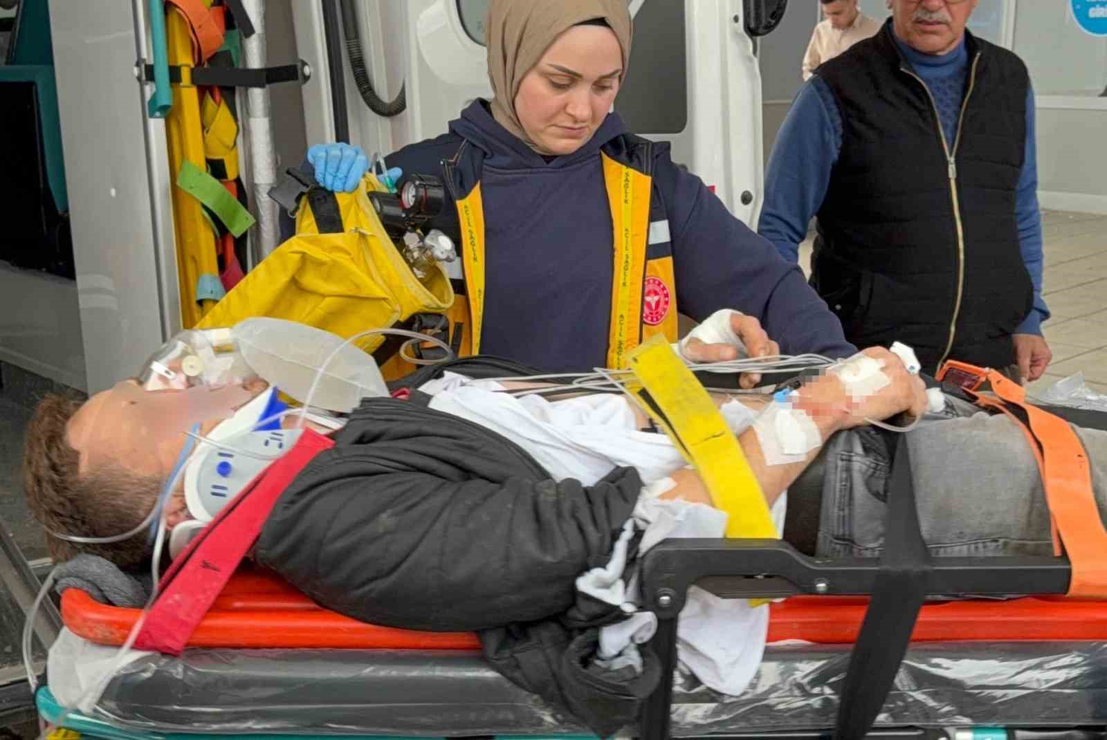 Ayvacık’ta patpat devrildi: 1 yaralı