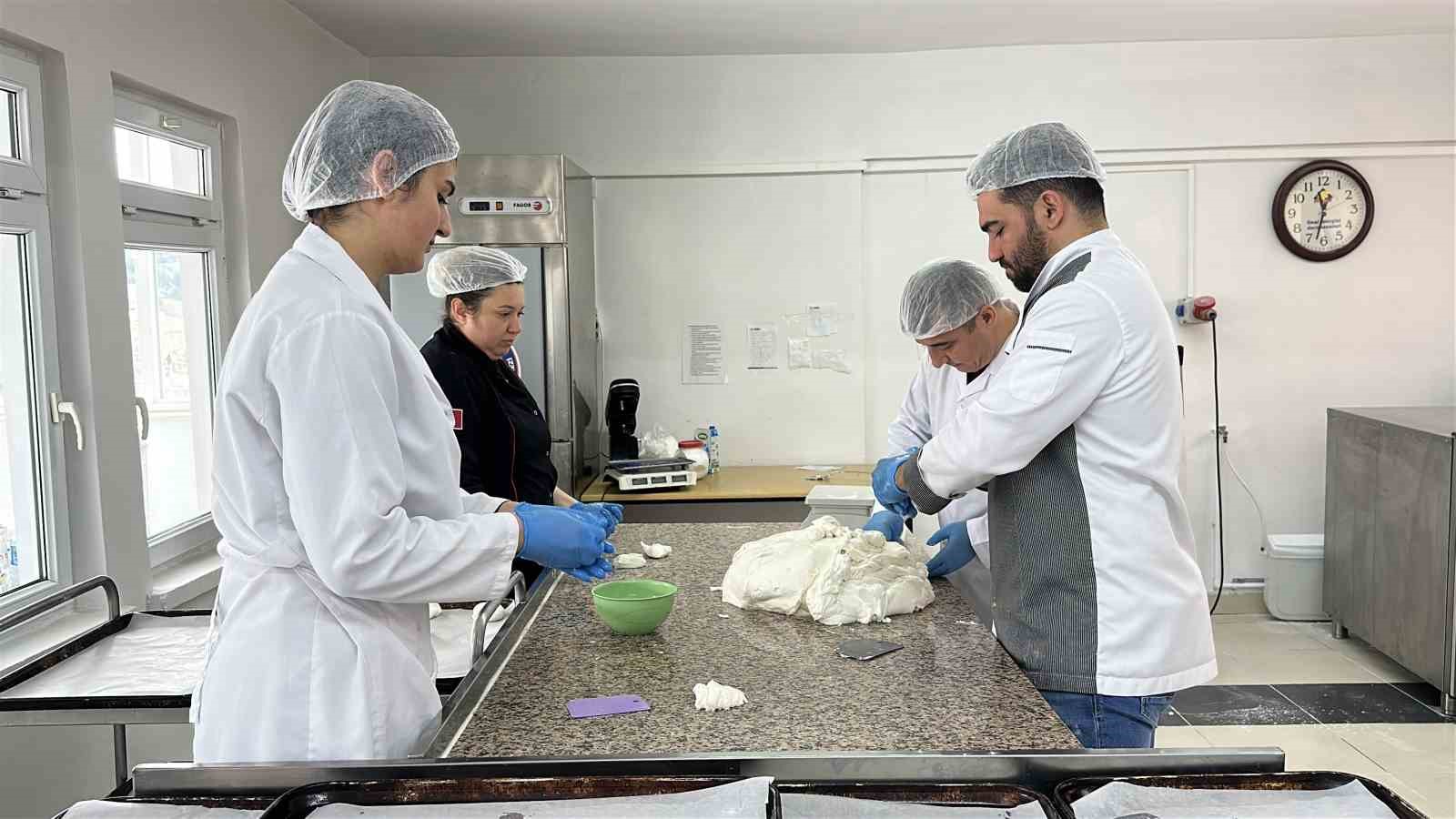 Çölyak hastalarına umut olan atölye