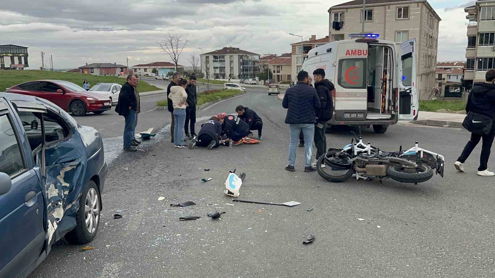 &Ccedil;orlu&rsquo;da trafik kazası: 2 yaralı
