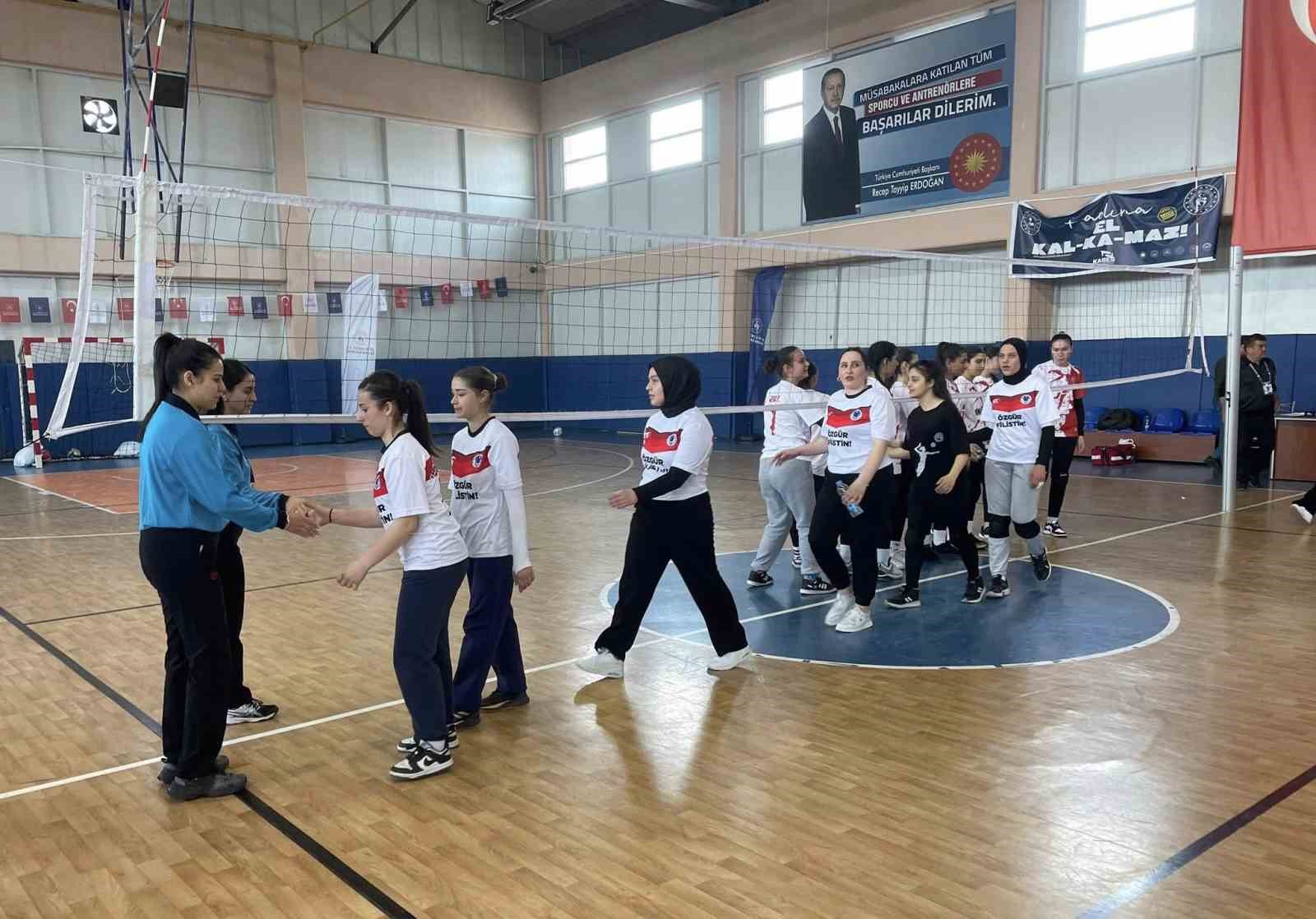 2. K&uuml;me Voleybol M&uuml;sabakaları tamamlandı
