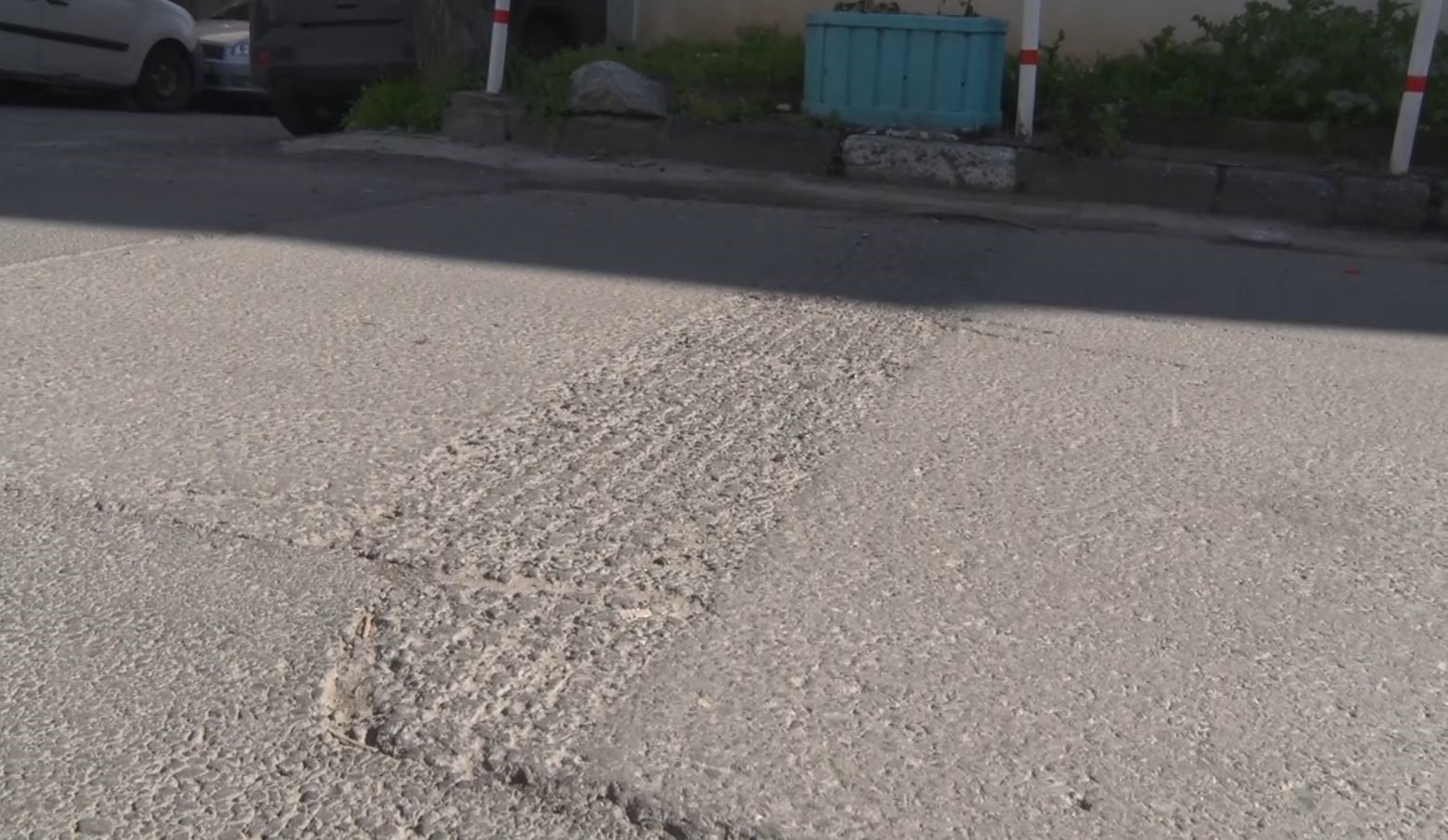 Ey&uuml;psultan&rsquo;da belediyeye "hız kesici kasis" tepkisi
