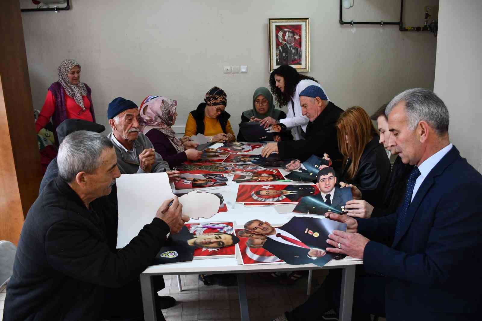 Şehit evlatlarını, eşlerinin hatıralarını 3 boyutlu rölyeflerde yaşatıyorlar