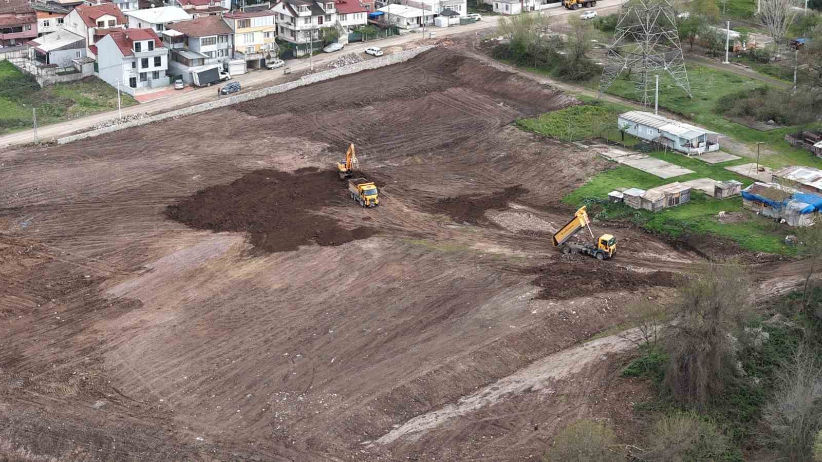 Bu parkta 15 bin g&uuml;l a&ccedil;acak
