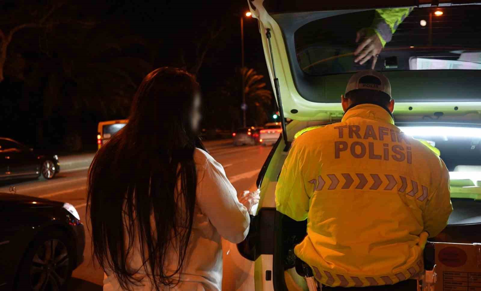 Kadık&ouml;y&rsquo;de derbi sevinci ceza ile bitti
