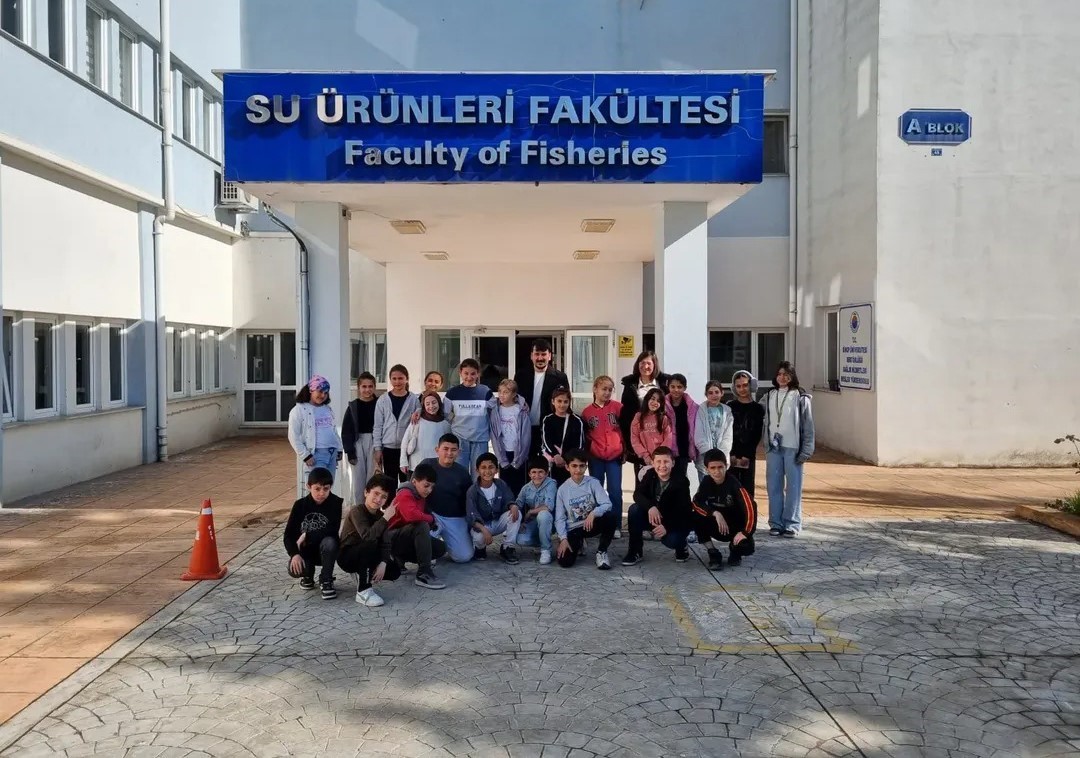 Boyabatlı &ouml;ğrenciler Sinop&rsquo;un zenginliklerini keşfetti
