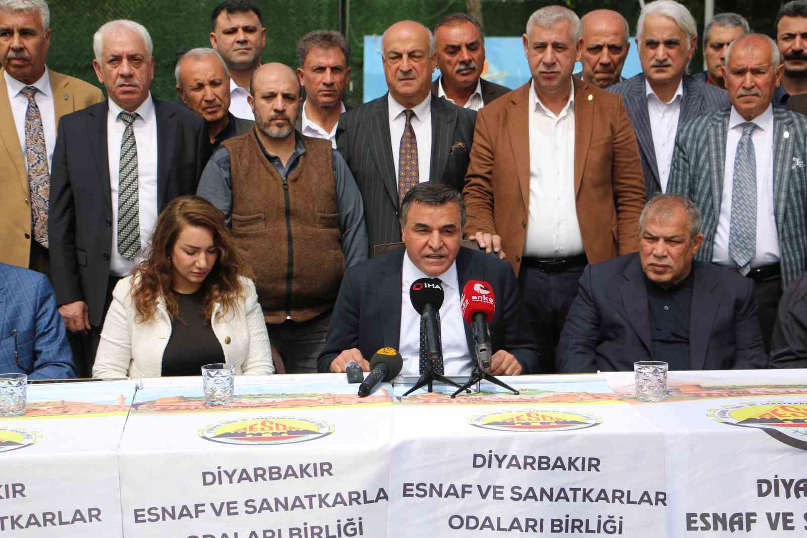 DESOB Başkanı Ebedinoğlu, kongrede adaylığını açıkladı