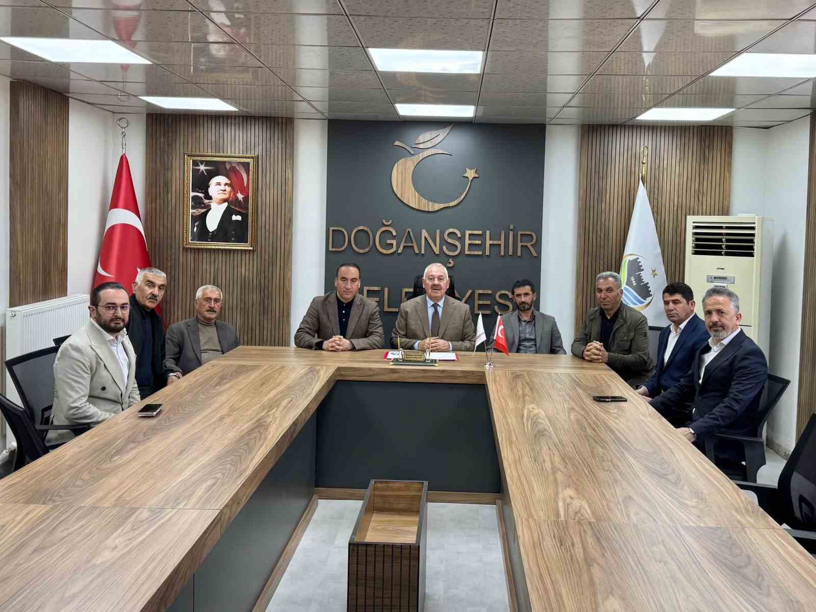 Doğanşehir&rsquo;de taziye evi i&ccedil;in imzalar atıldı
