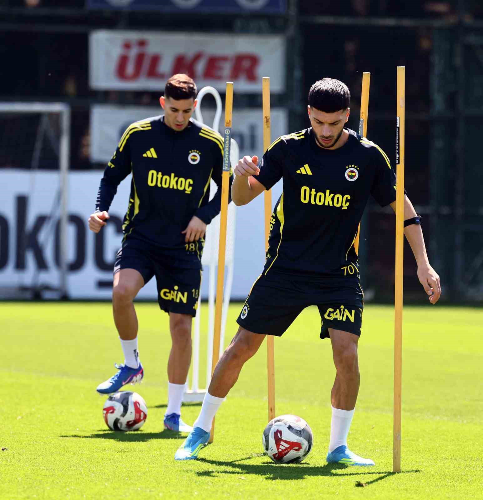 Fenerbah&ccedil;e&rsquo;de, Kayserispor ma&ccedil;ı hazırlıkları başladı
