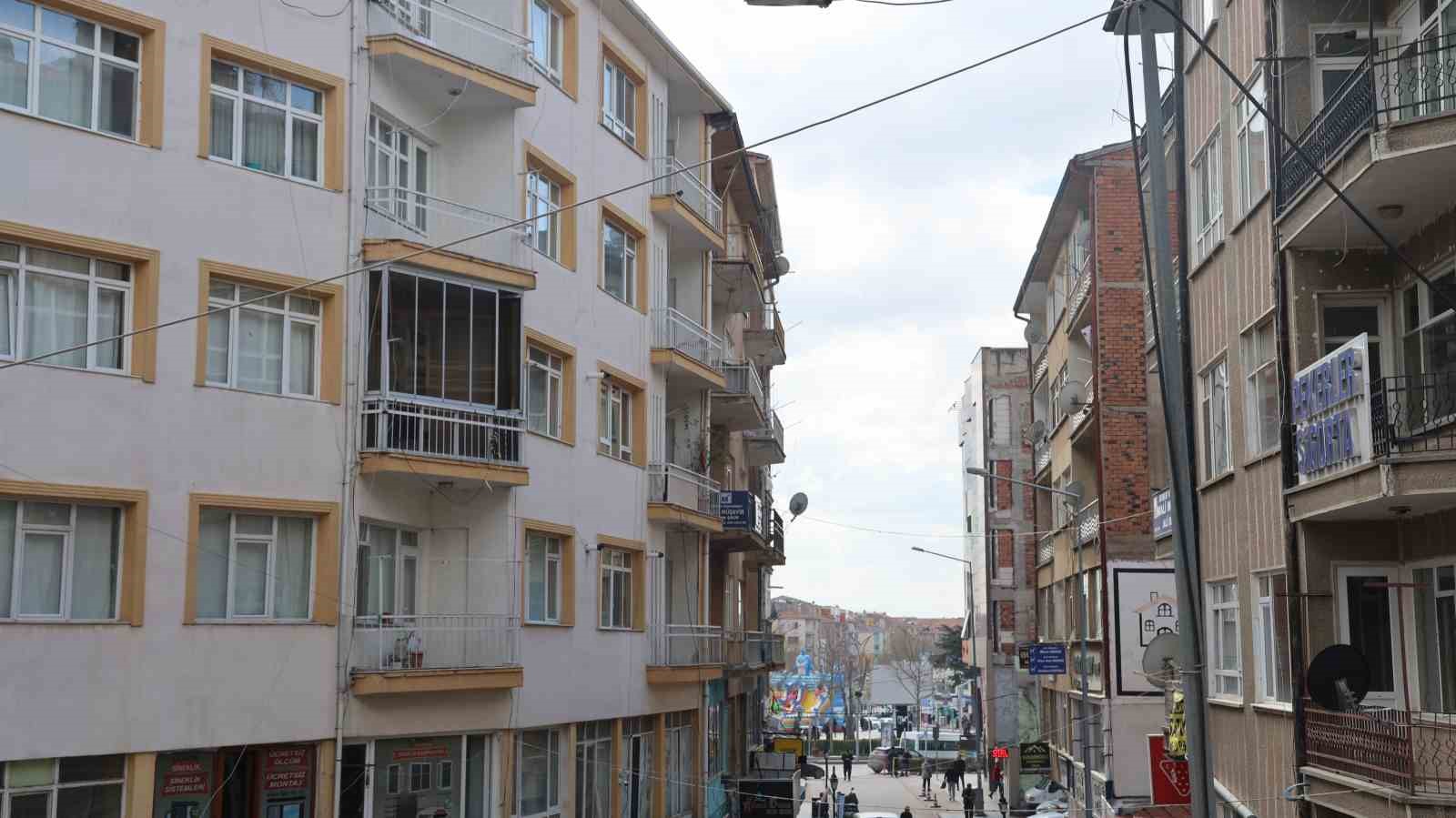 Kırşehir&rsquo;de eski yapılardaki dairelere kiralama talebi d&uuml;şt&uuml;
