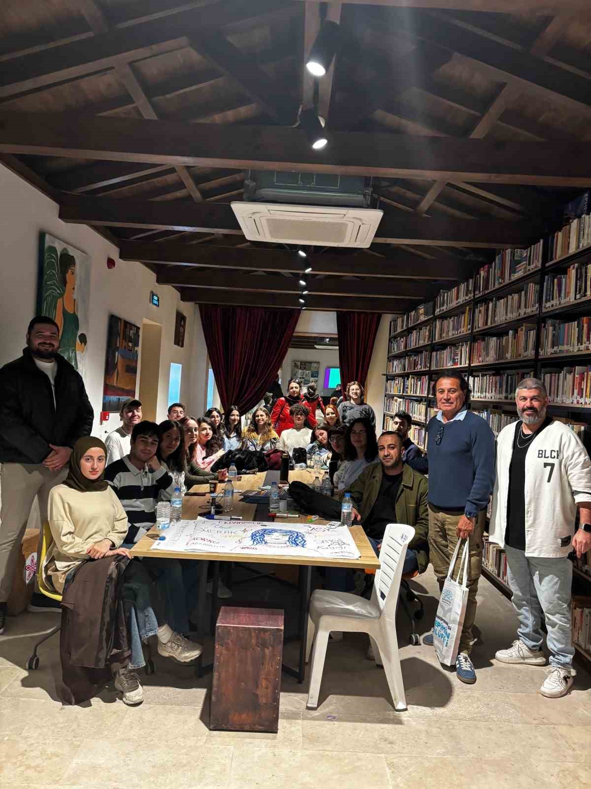 Nilüfer’de gençler dayanışma ve gönüllülük için buluştu