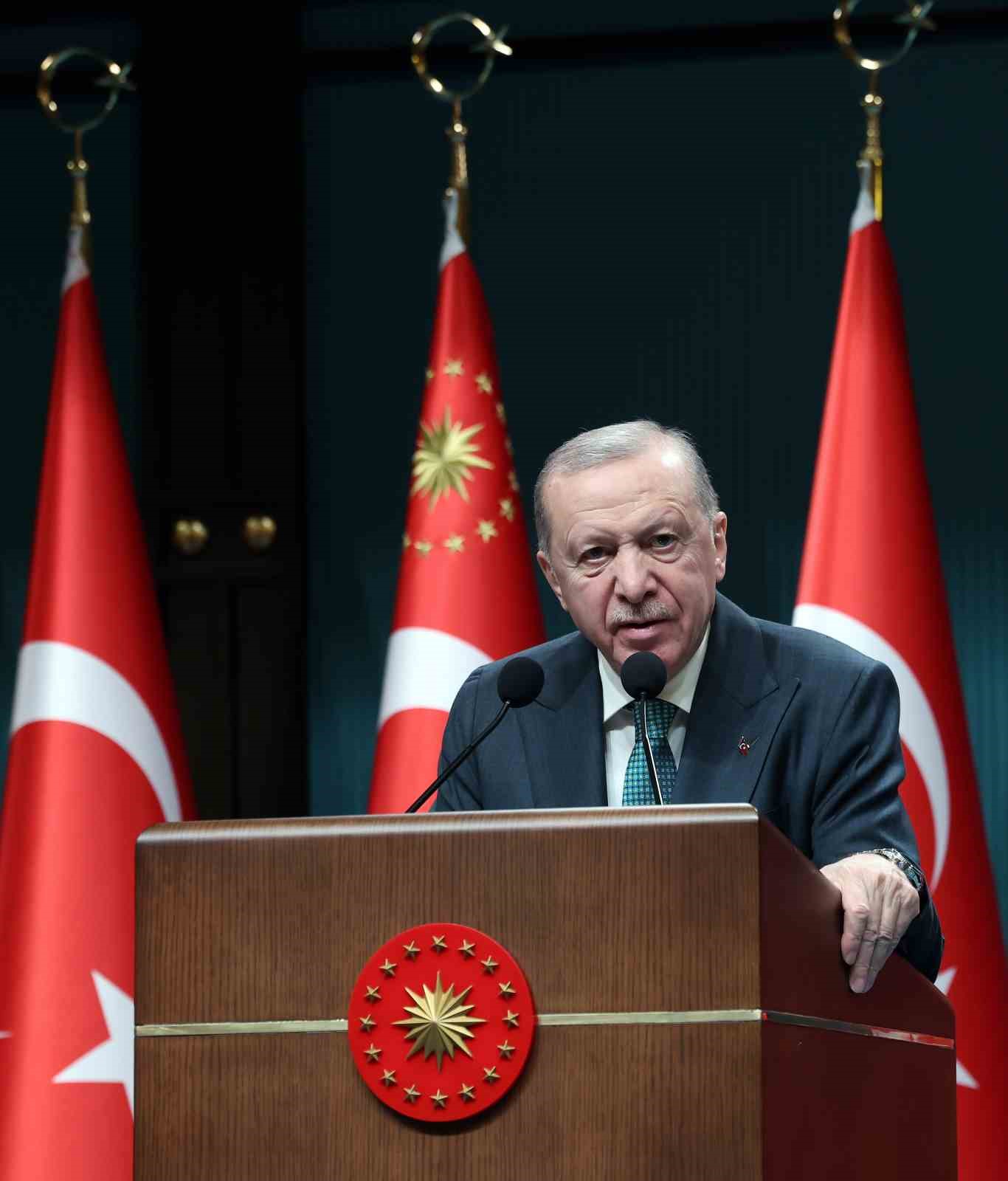 Cumhurbaşkanı Erdoğan: "Ne h&uuml;k&uuml;metimizin ne milletimizin yakın vadedeki siyasi koordinatlarında erken veya ara se&ccedil;imin yer almadığının bilinmesini istiyorum"
