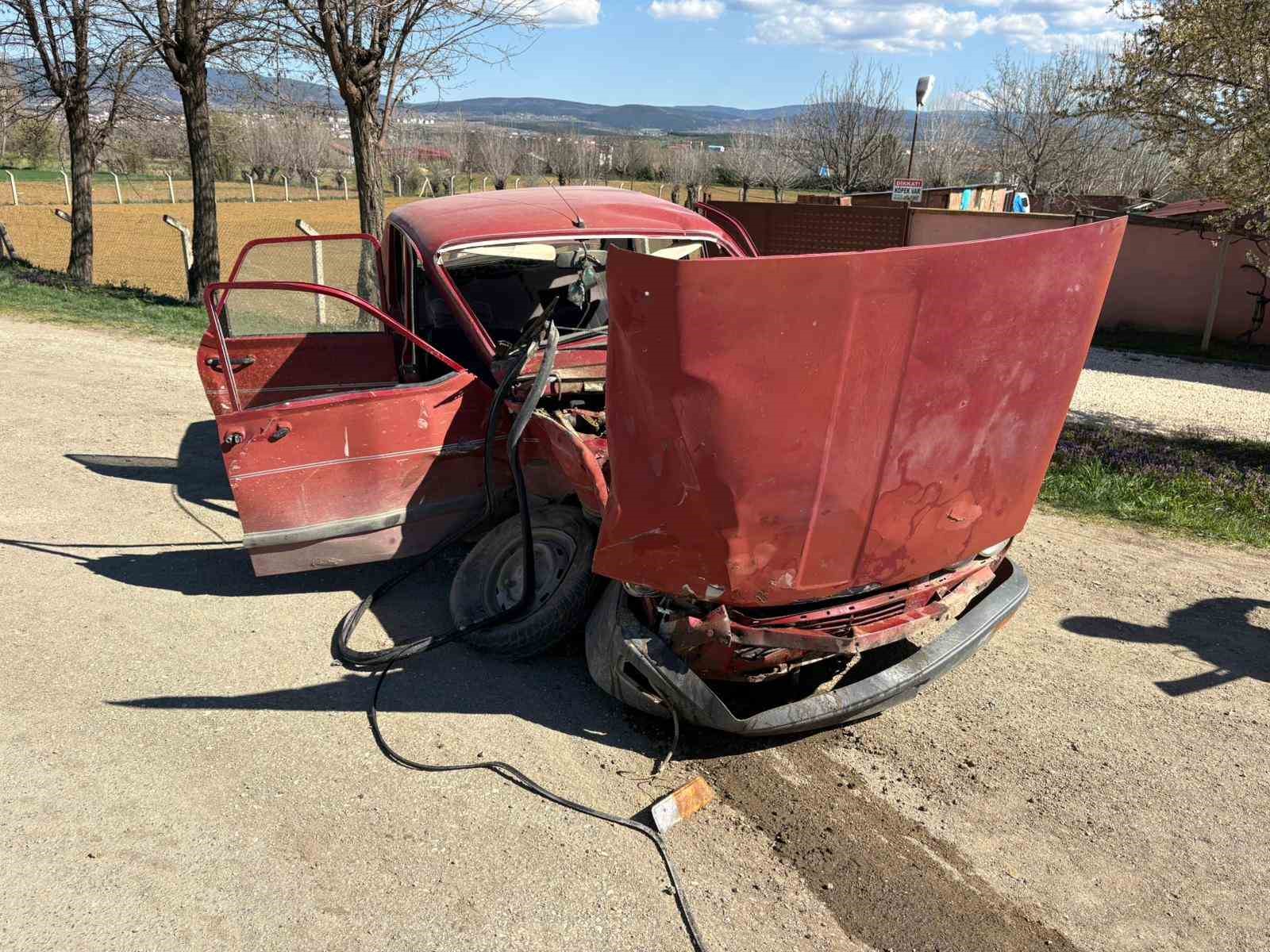 Kastamonu’da iki otomobil çarpıştı: 3 yaralı