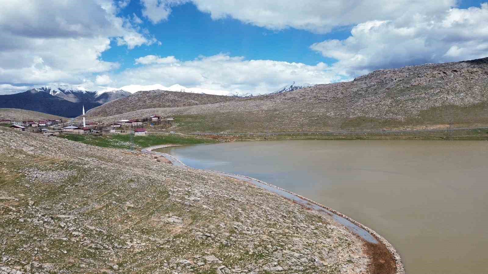 Siirt’teki Zirin Gölü yeniden hayat buldu