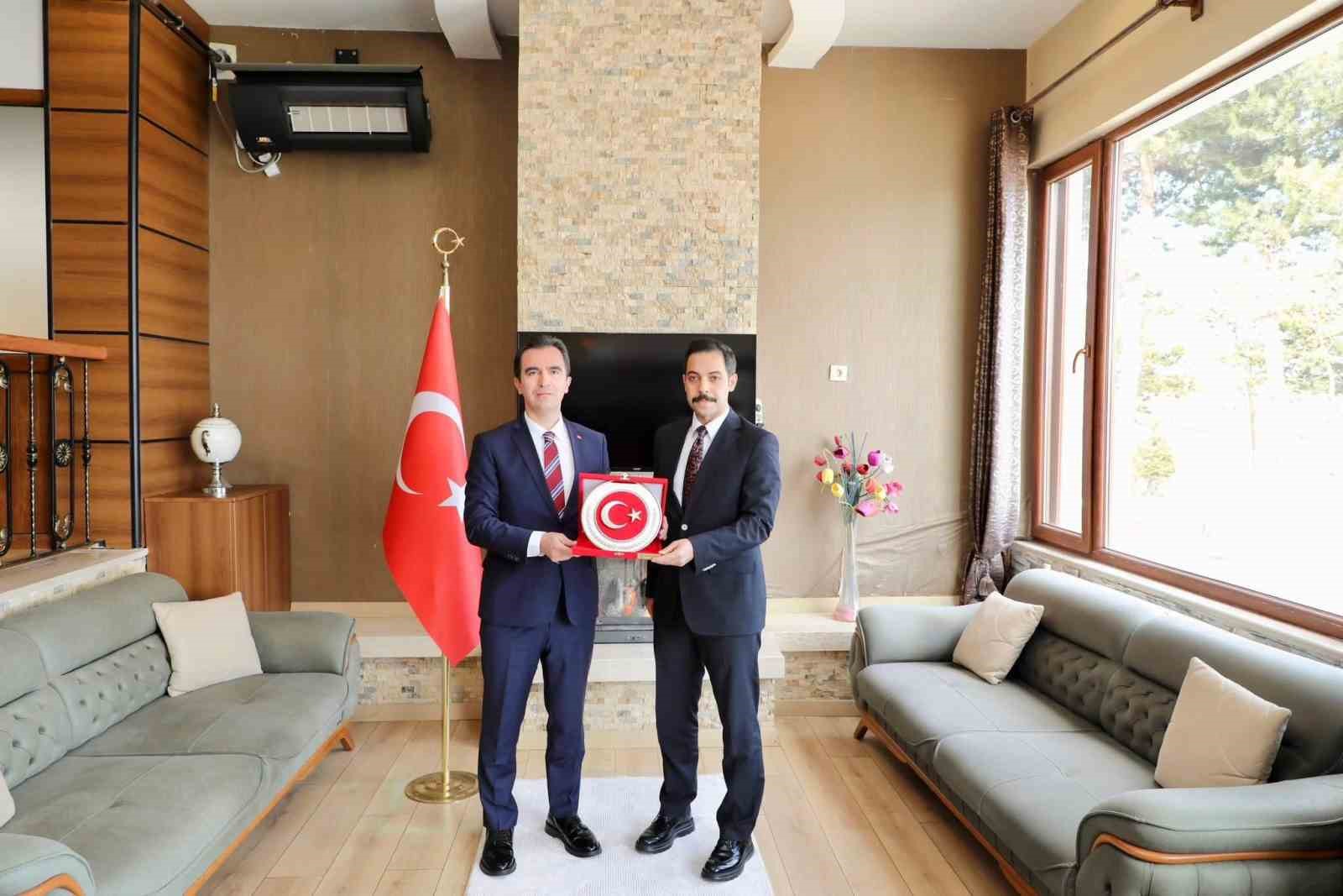 Kaymakam Uzun i&ccedil;in veda programı d&uuml;zenlendi
