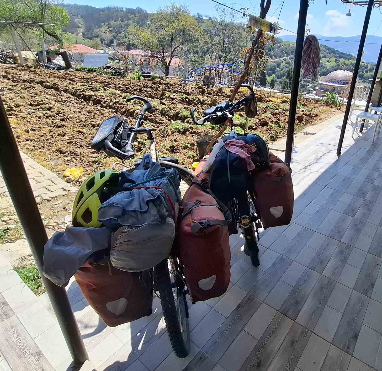 Fransız &ccedil;ift, Sarıg&ouml;l&rsquo;de T&uuml;rk misafirperverliğiyle tanıştı
