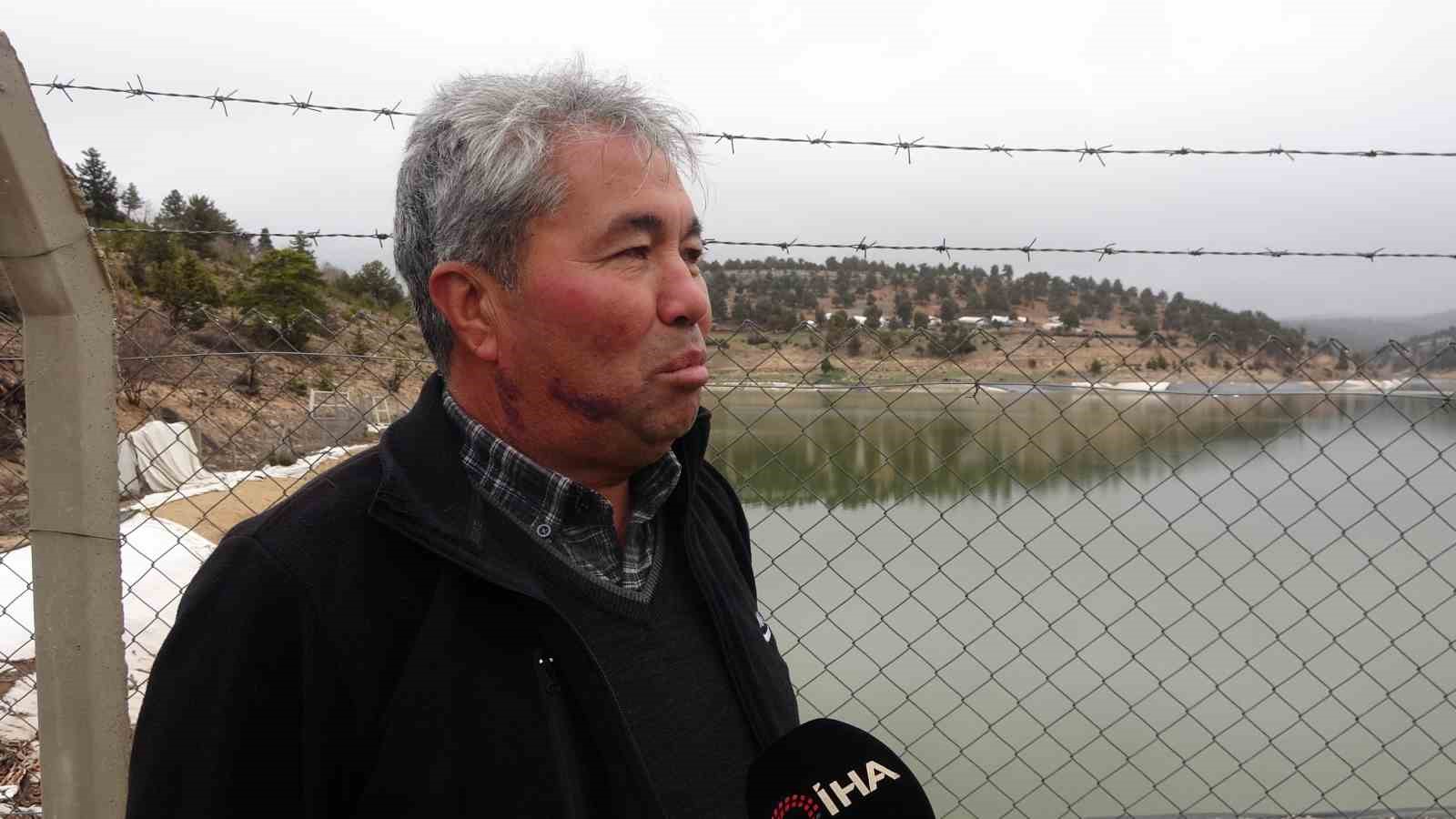 Yağışlarla dolan g&ouml;let, binlerce d&ouml;n&uuml;m sulanmadan tekrar boşalacak
