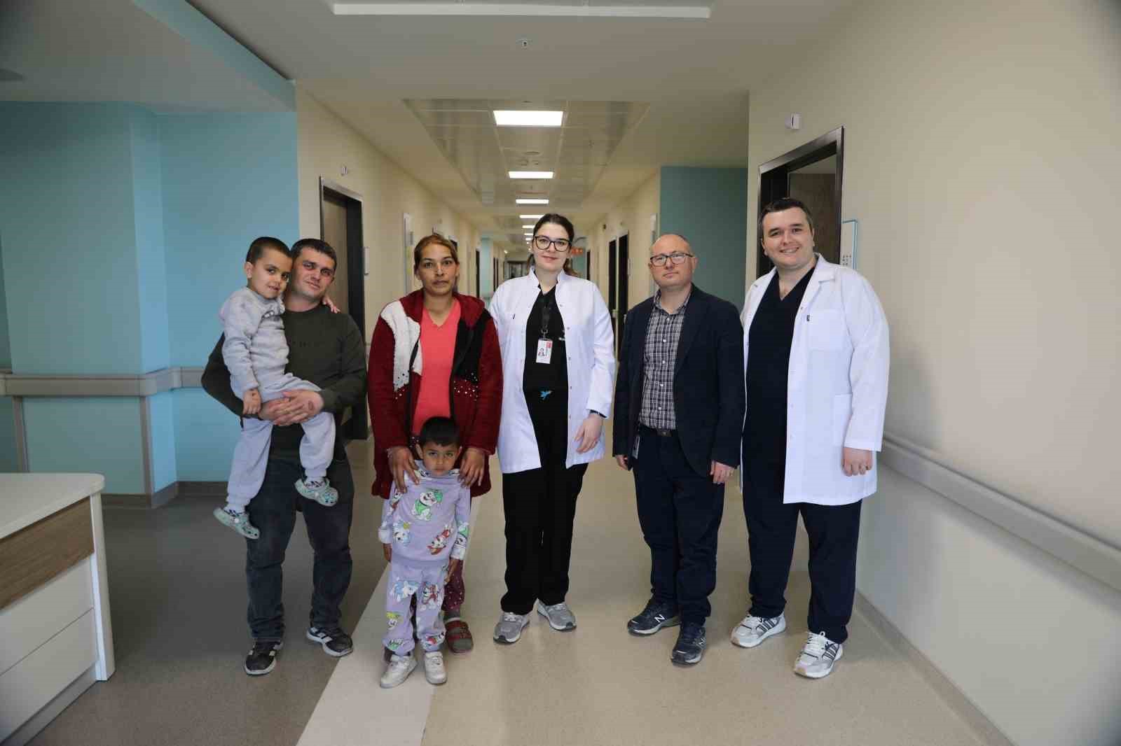 Kütahya’da 4 yaşındaki hastaya umut olan başarılı beyin ameliyatı