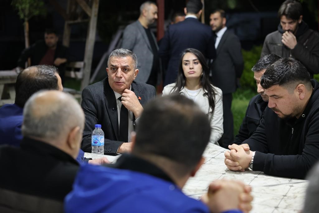 Başkan Şimşek Selimşahlar Mahallesi&rsquo;nde vatandaşlarla buluştu
