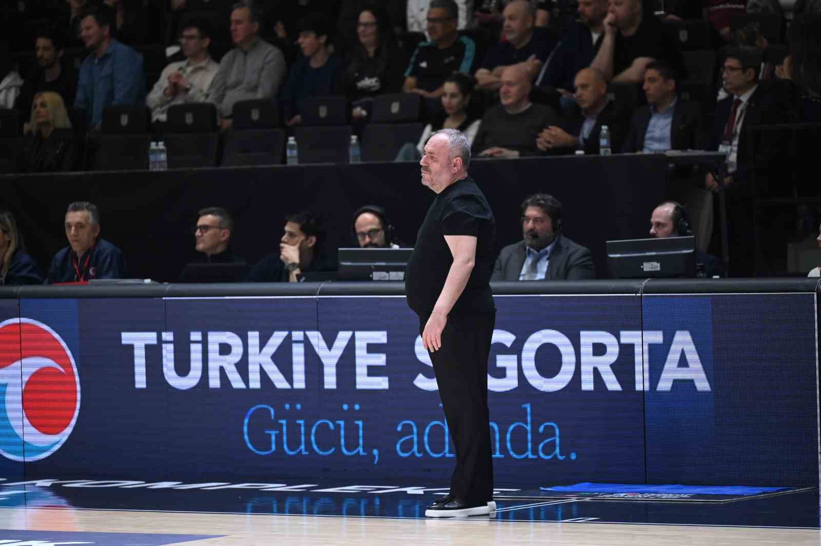 Karşıyaka Basketbol, fırsat tepti
