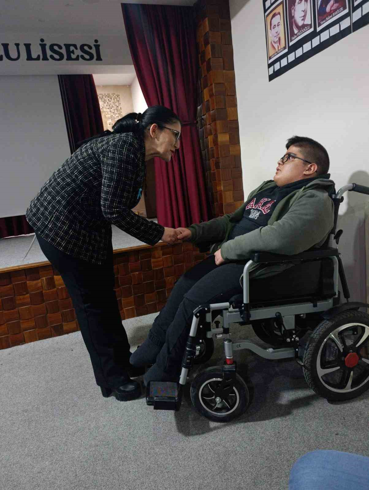 Afyonkarahisar&rsquo;da &rsquo;Otizm ve Okulda Kabul&rsquo; semineri
