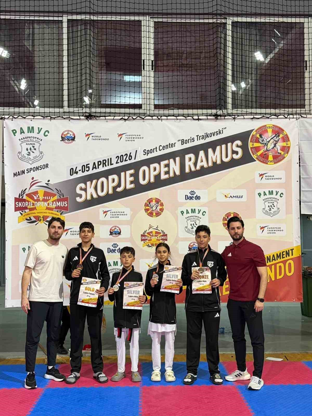 Aydınlı sporculardan çifte başarı