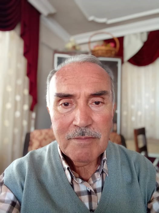 Burhaniyeli Rafet &ouml;ğretmen son yolculuğuna uğurlandı
