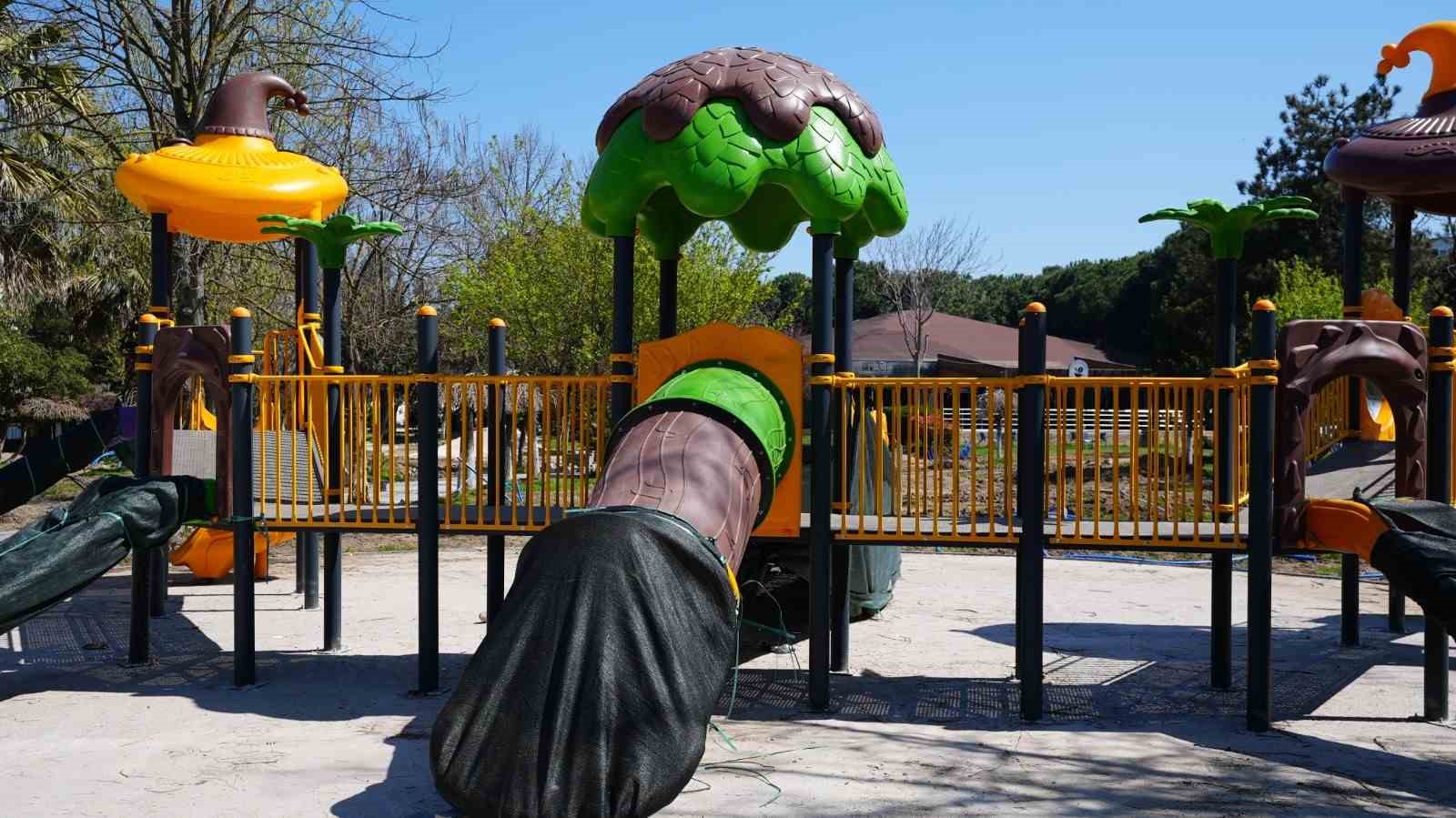 Susurluk&rsquo;ta Atat&uuml;rk Parkı yenileniyor
