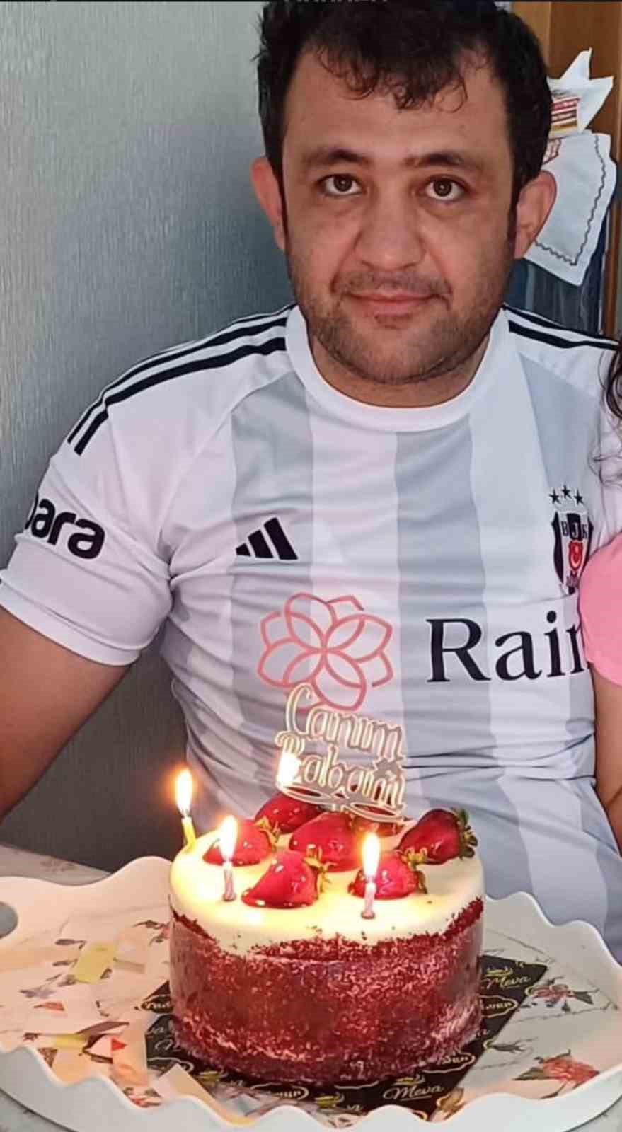 Konya&rsquo;da 229 kilometre hızla Mevl&uuml;t &ouml;ğretmenin &ouml;l&uuml;m&uuml;ne sebep olan s&uuml;r&uuml;c&uuml;ye 21 yıl hapis cezası
