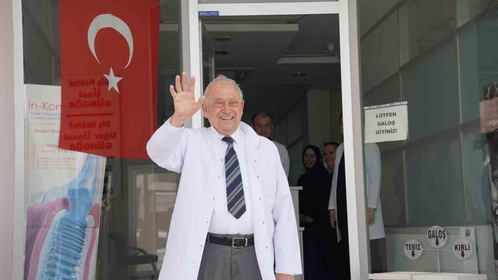 İznik&rsquo;te ge&ccedil;en 61 yıllık hekimliğin hik&acirc;yesi
