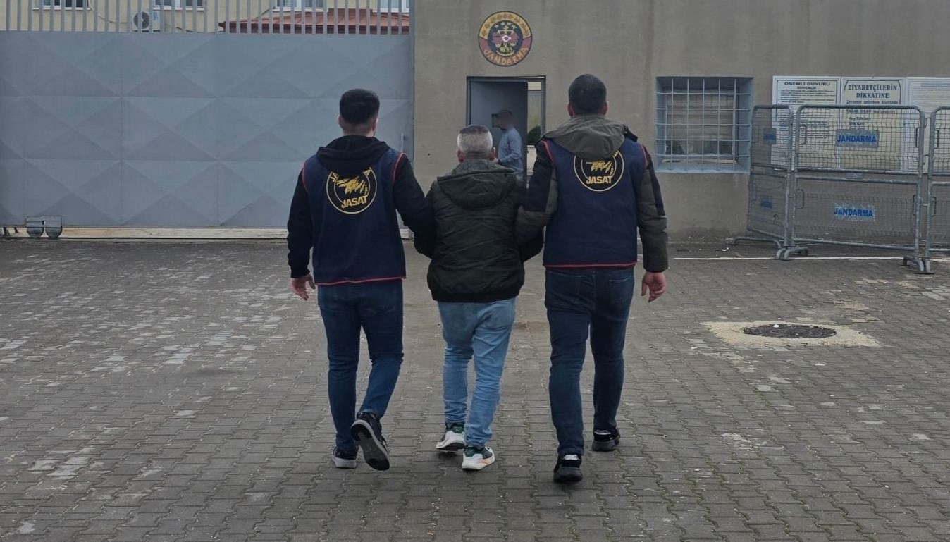 Hırsızlık suçundan kesinleşmiş cezayla aranan şahıs yakalandı